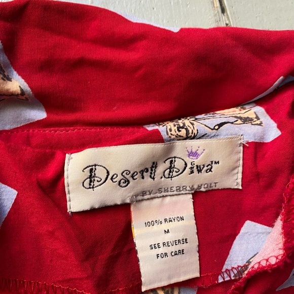 Patterned Dress - Picture 2 of 3